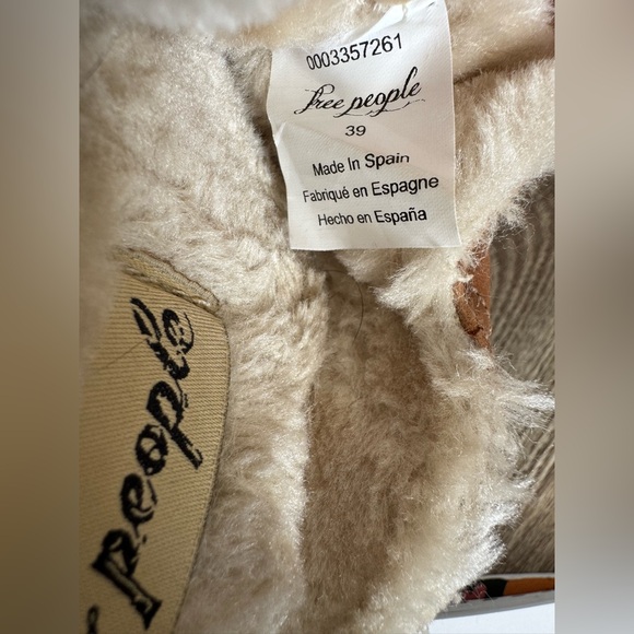 Free People James Cozy Mules Boho Lug Sole Leather EU 39/ US 8.5 - Picture 5 of 9